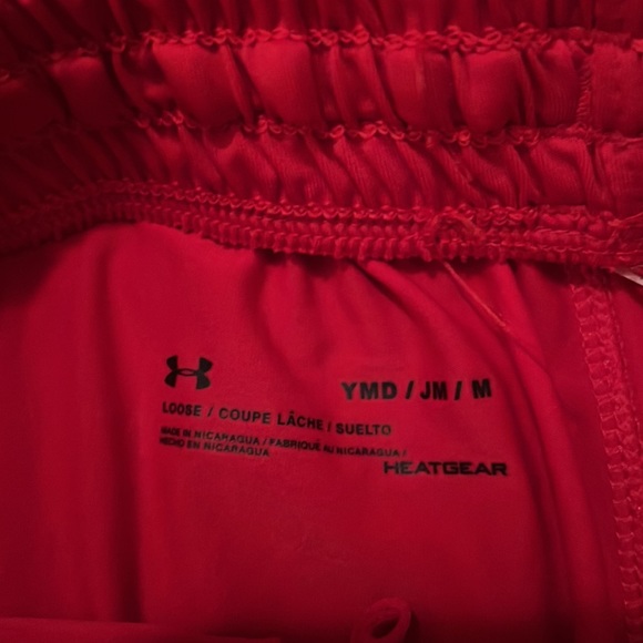 Boys sz medium. Red shorts with white logo Under Armour - Picture 3 of 3